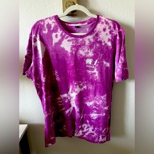 L Men’s Tie Dye shirt